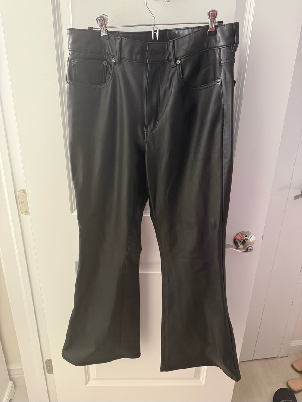 American eagle stretch faux leather pants